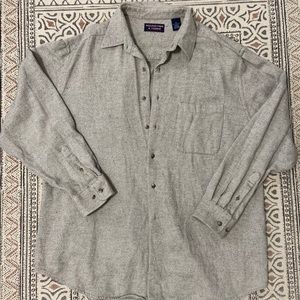 Over sized wooly button up shirt